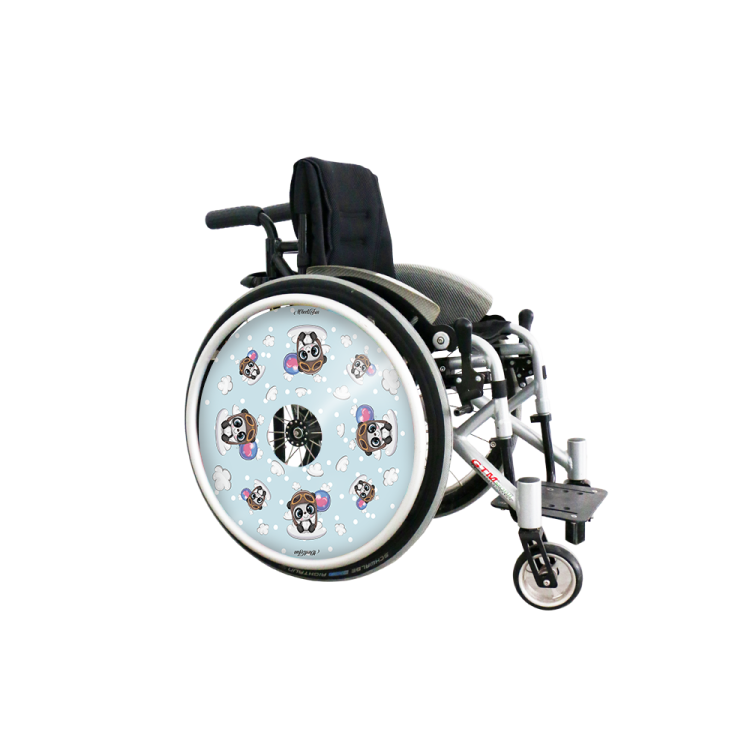 Wheel covers Little panda with balloon